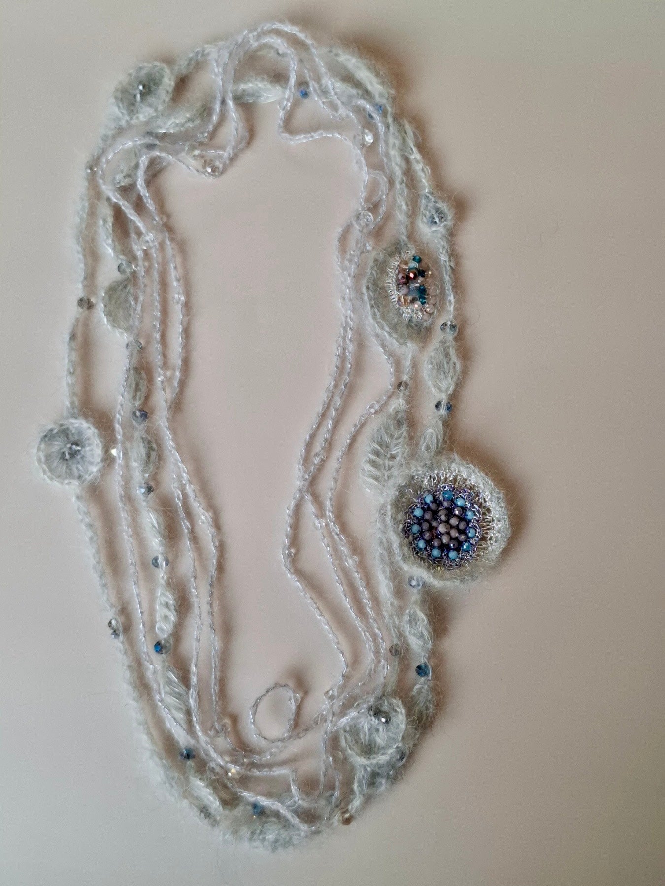 Winter Hug – Mohair Necklace