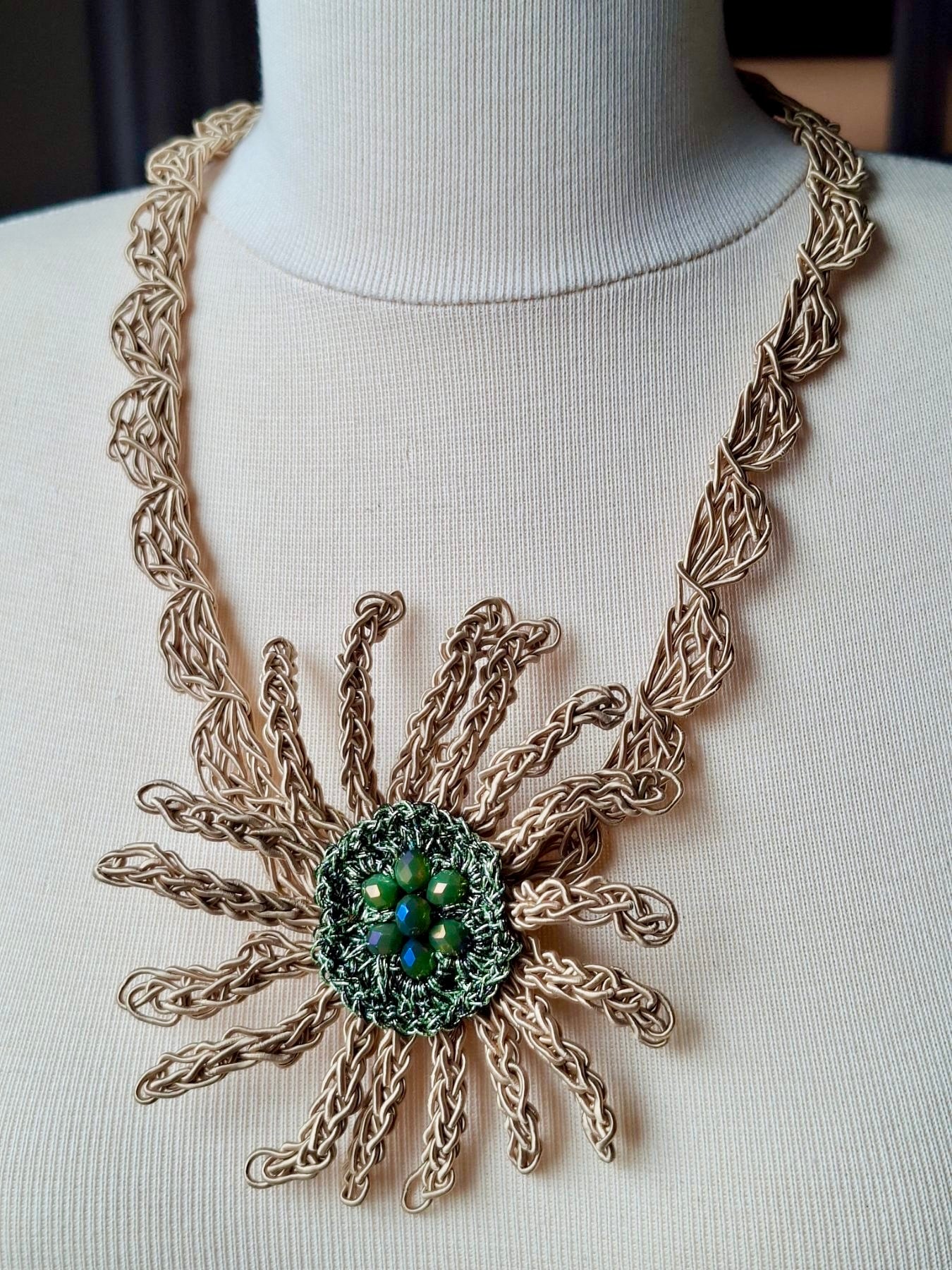 Emerald Sun Set – Handmade Knitted Necklace and Ring