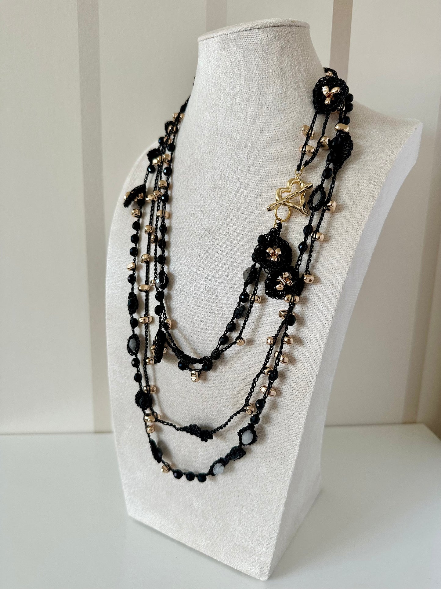 Black Aurora Necklace – Natural Obsidian & Quartz, Handcrafted Crochet Art