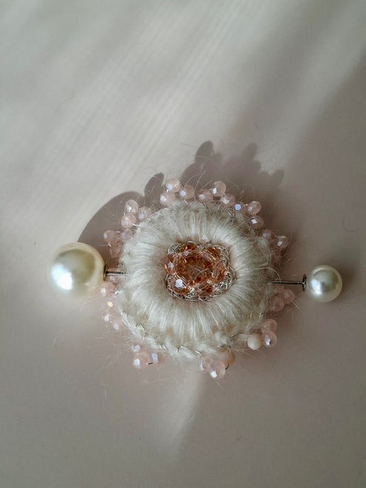 Snowflake Pearl Pin