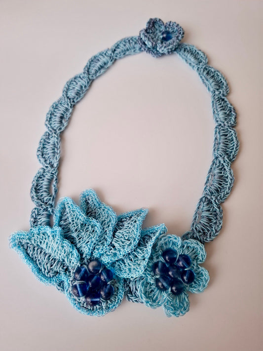 Summer Sky – Crochet Necklace