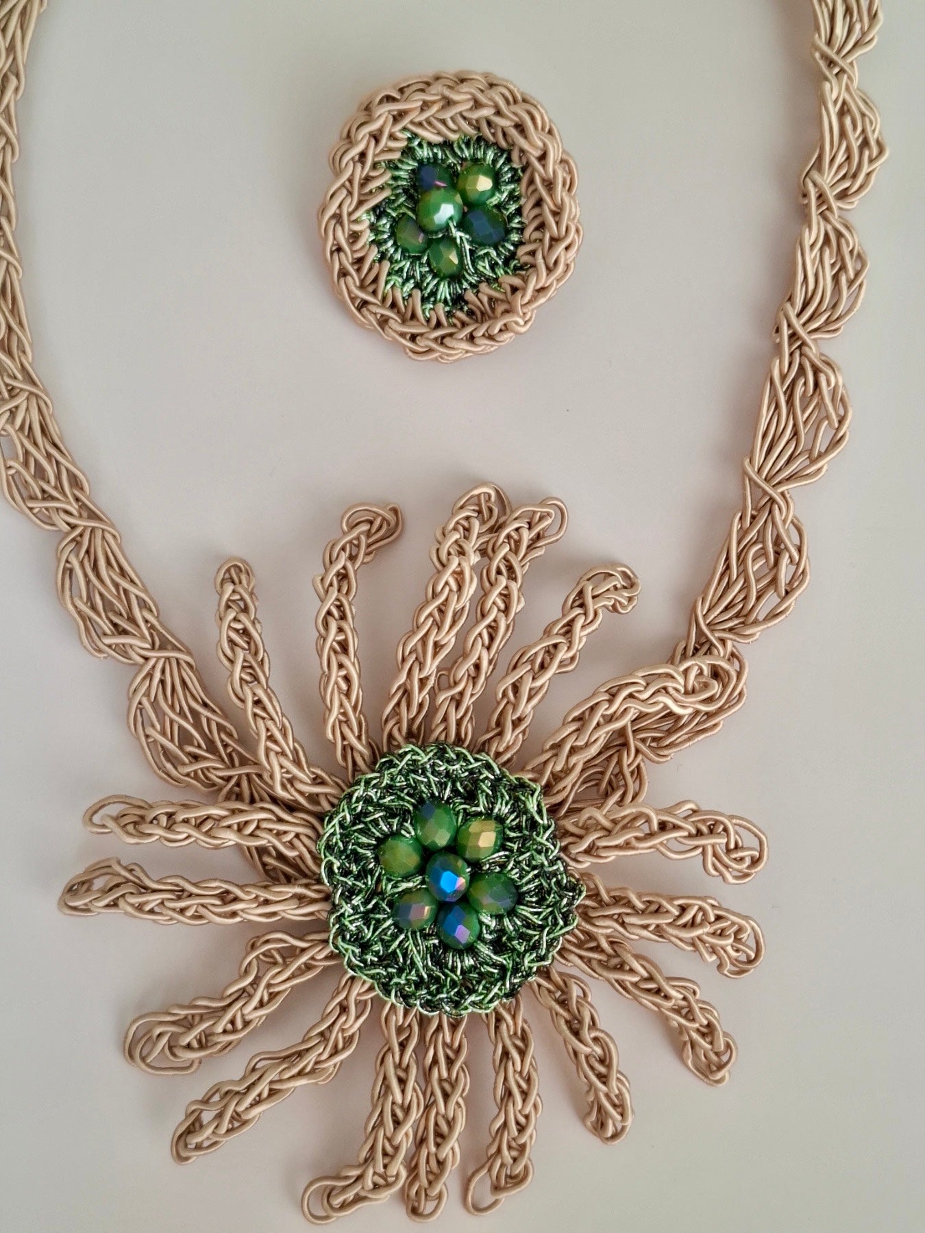 Emerald Sun Set – Handmade Knitted Necklace and Ring