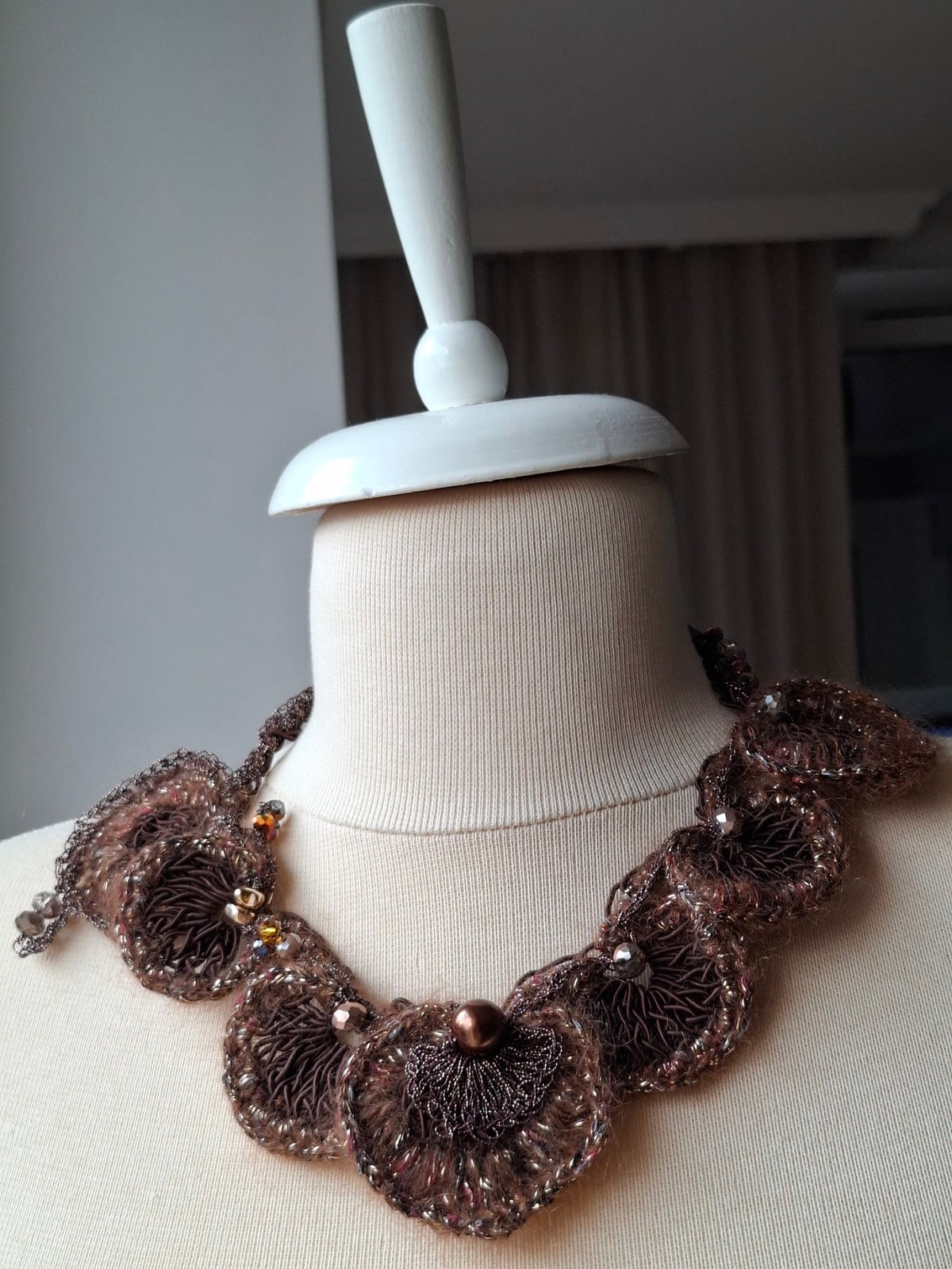 Cioccolata – Hand Knitted Statement Necklace