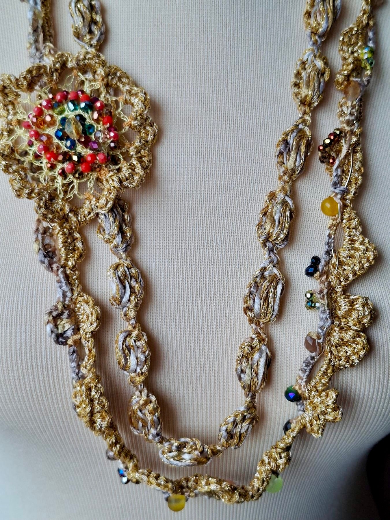 Solea – Silk Statement Necklace